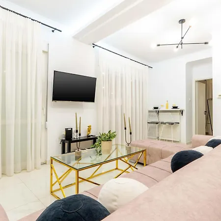 Arcade Panoramic View * Volos