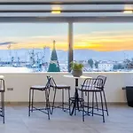 Blue Horizon Panoramic View Апартаменты *