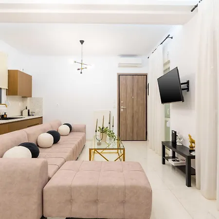 Arcade Panoramic View *