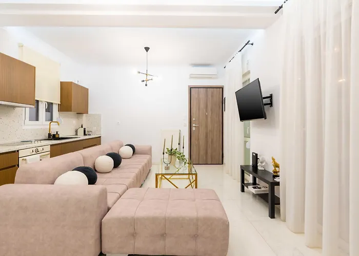 Arcade Panoramic View *