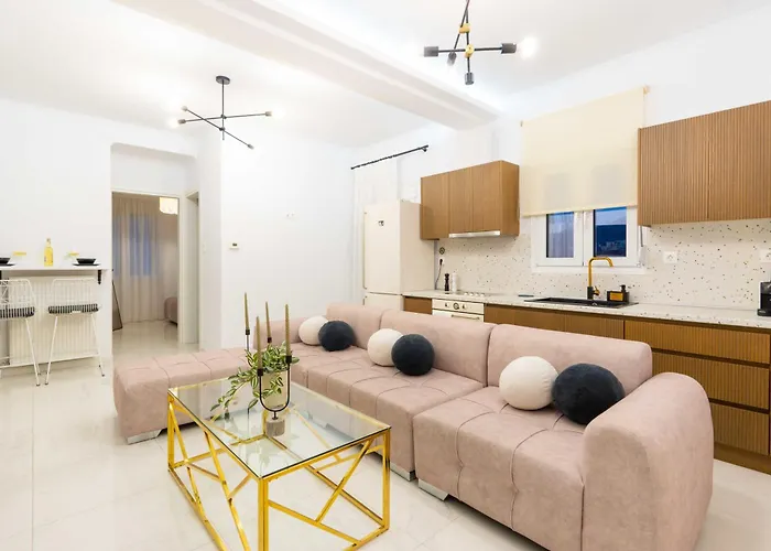 Arcade Panoramic View Apartment *