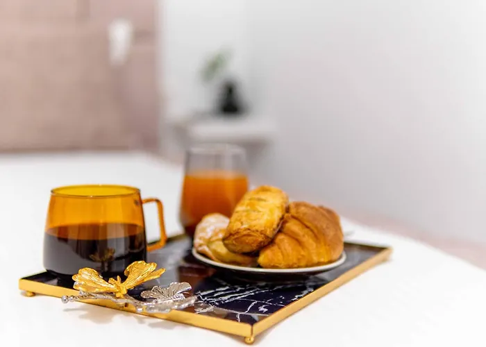 Apartment Arcade Panoramic View *