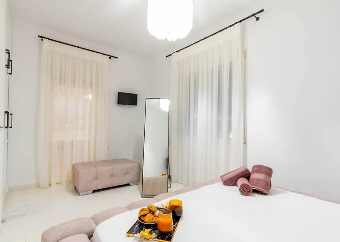 Arcade Panoramic View Apartment Volos