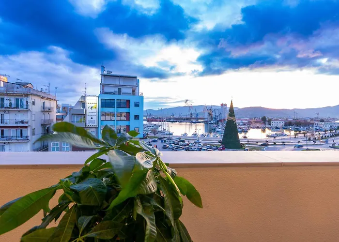 Arcade Panoramic View *